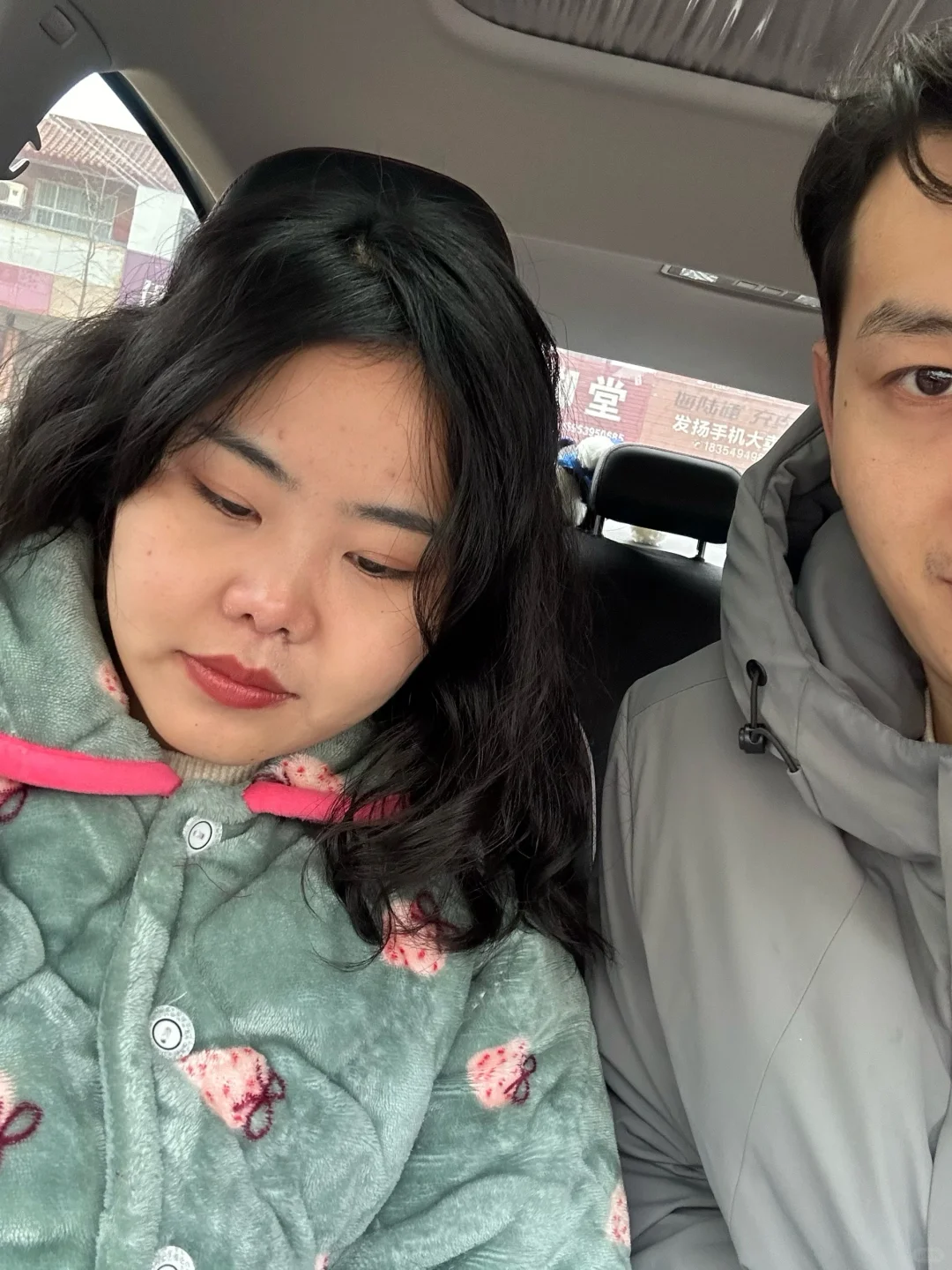 颜值打分，无美颜