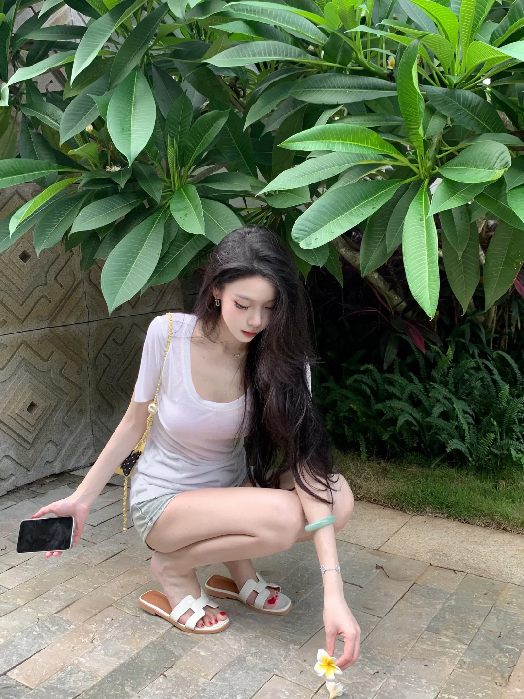 浅尝一下微透白t