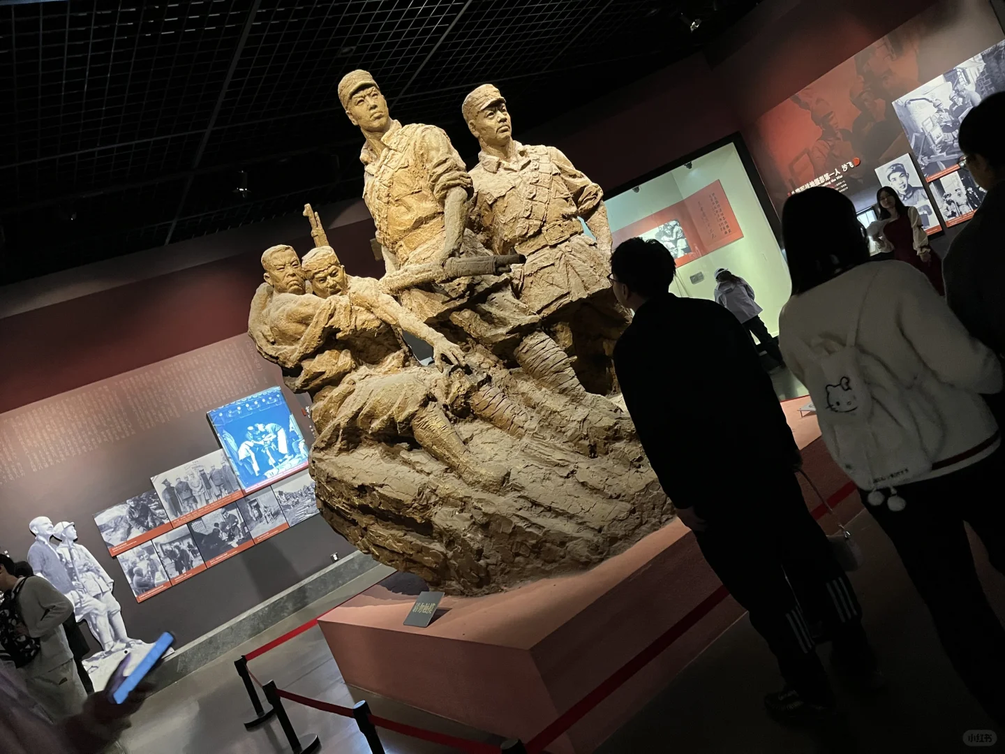 04年男大勇闯房地产