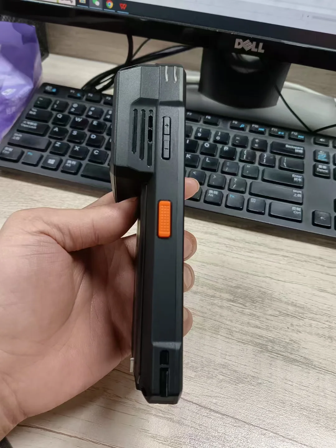 手持身份证阅读器，移动便携式人证核验终端