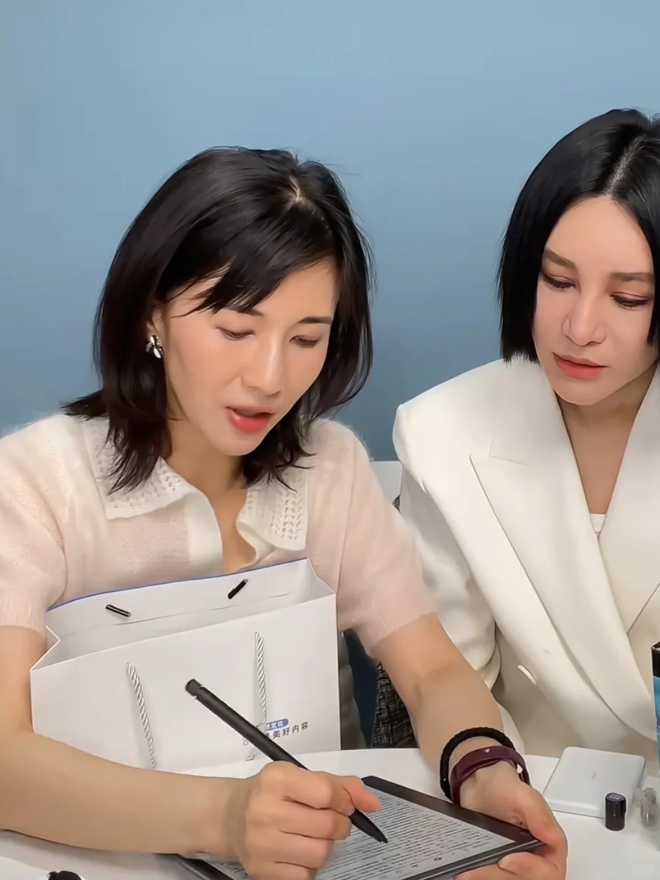 我愿称Papi为带货女王！！！