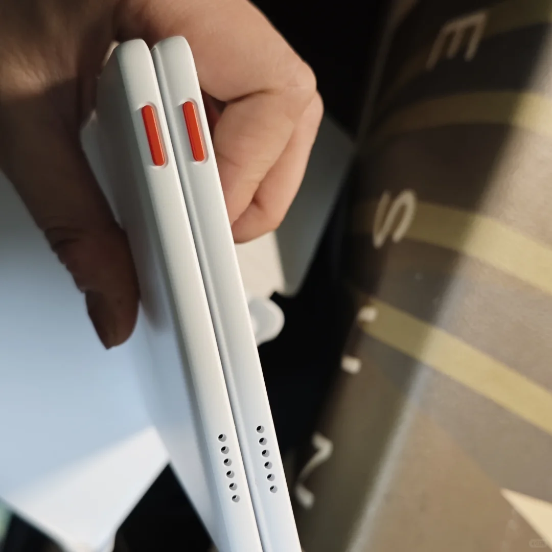 掌阅neo2.两个店拍的东西却不太一样。