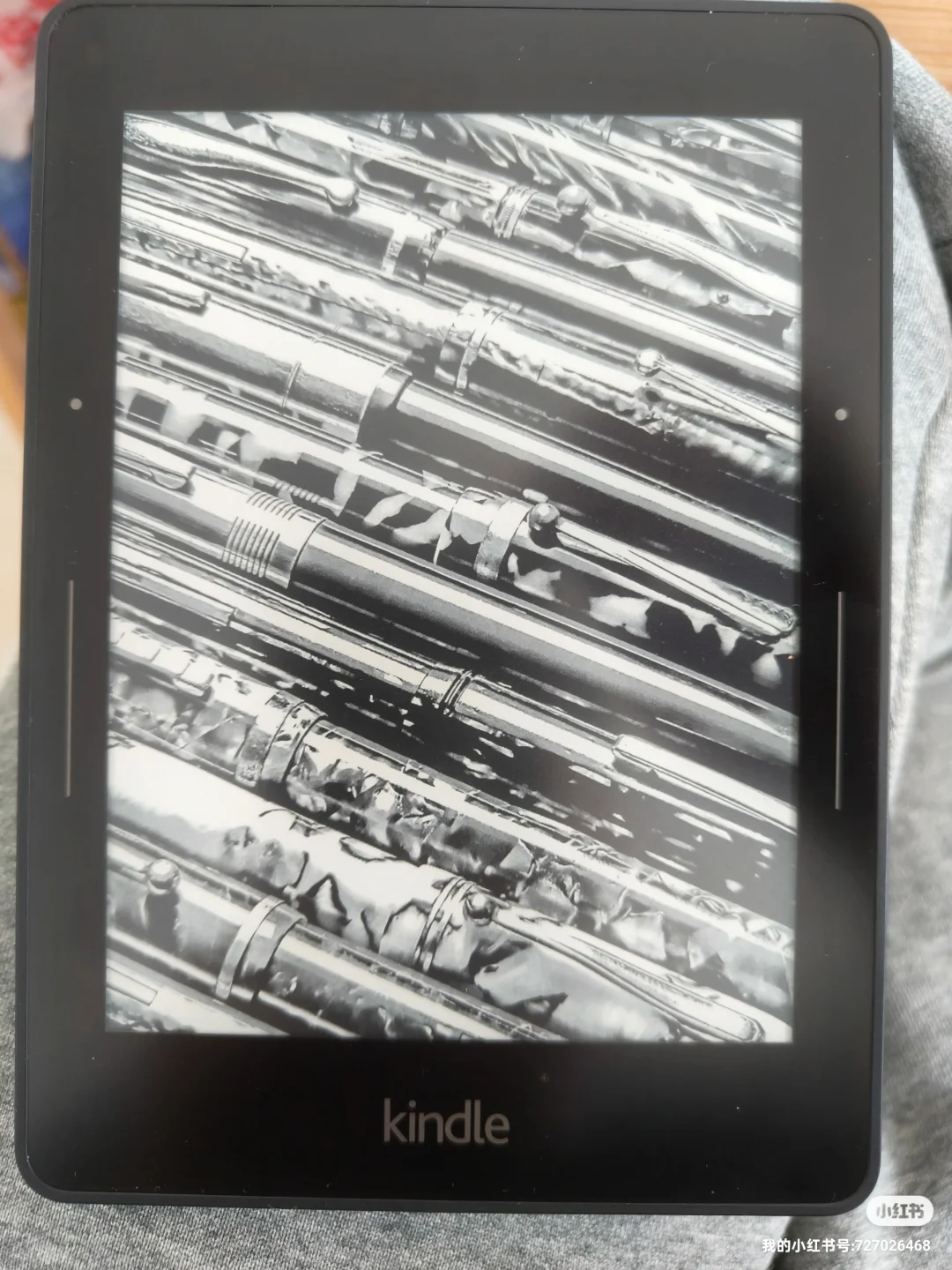 出kv Kindle voyage，17年冷白屏