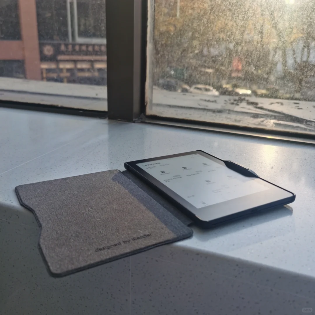 iReader light2pro 嘻嘻嘻嘻我买啦！完美！