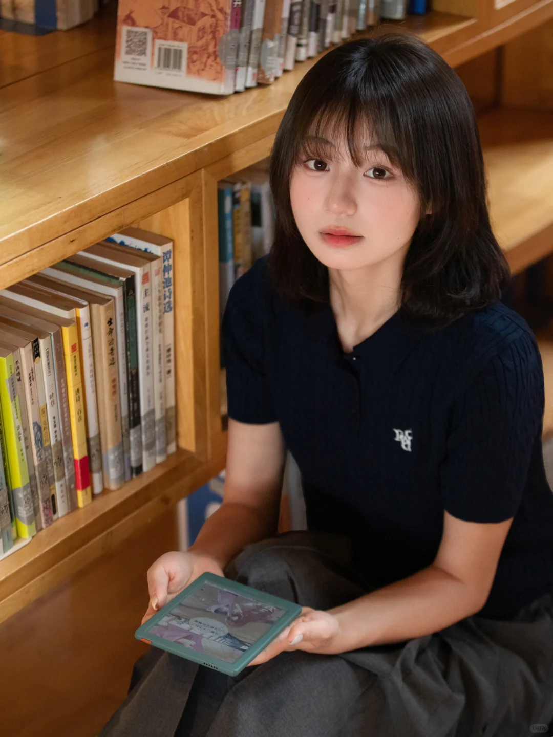 在书店📖