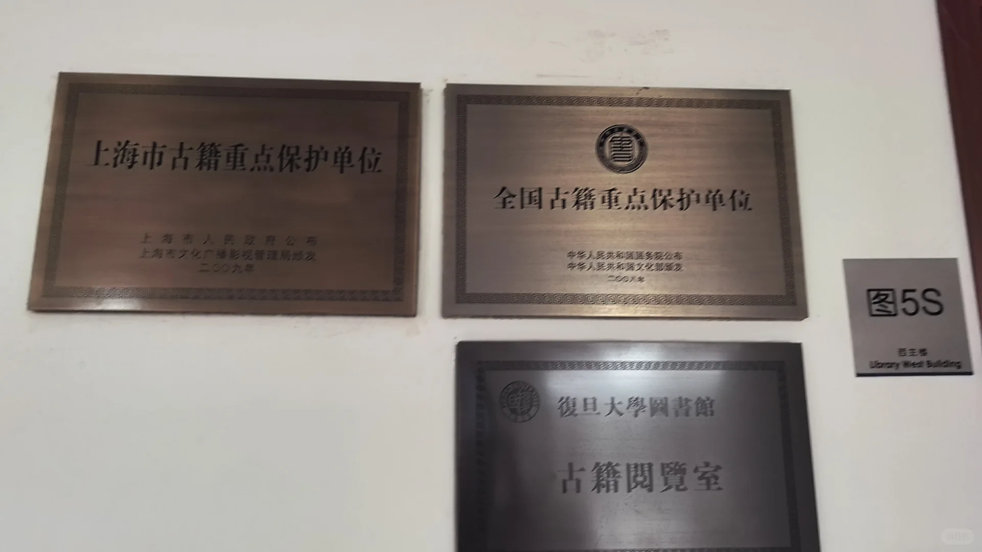 无法爱上电纸书