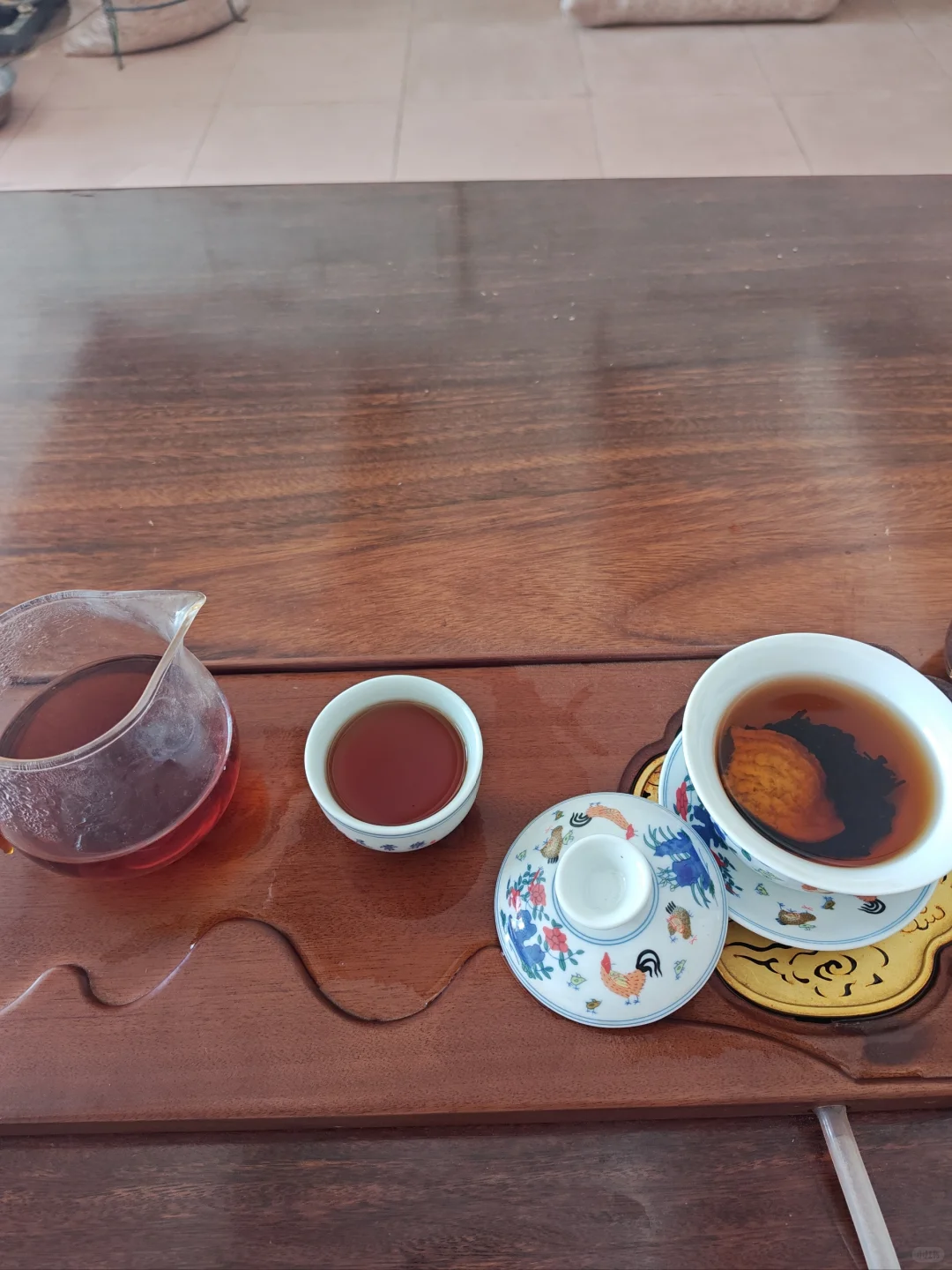 一本书一壶茶，一个人的清欢与自在