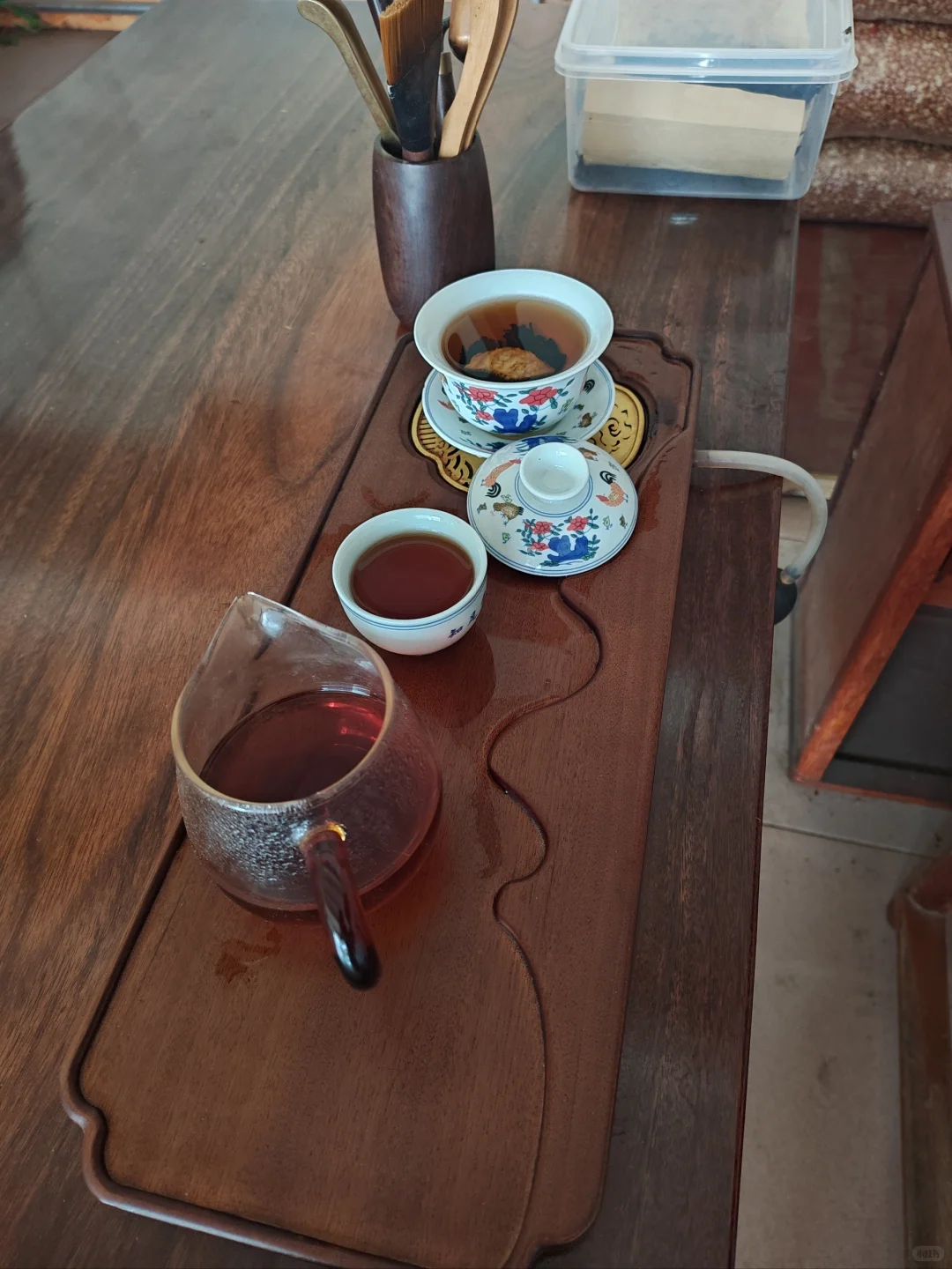 一本书一壶茶，一个人的清欢与自在