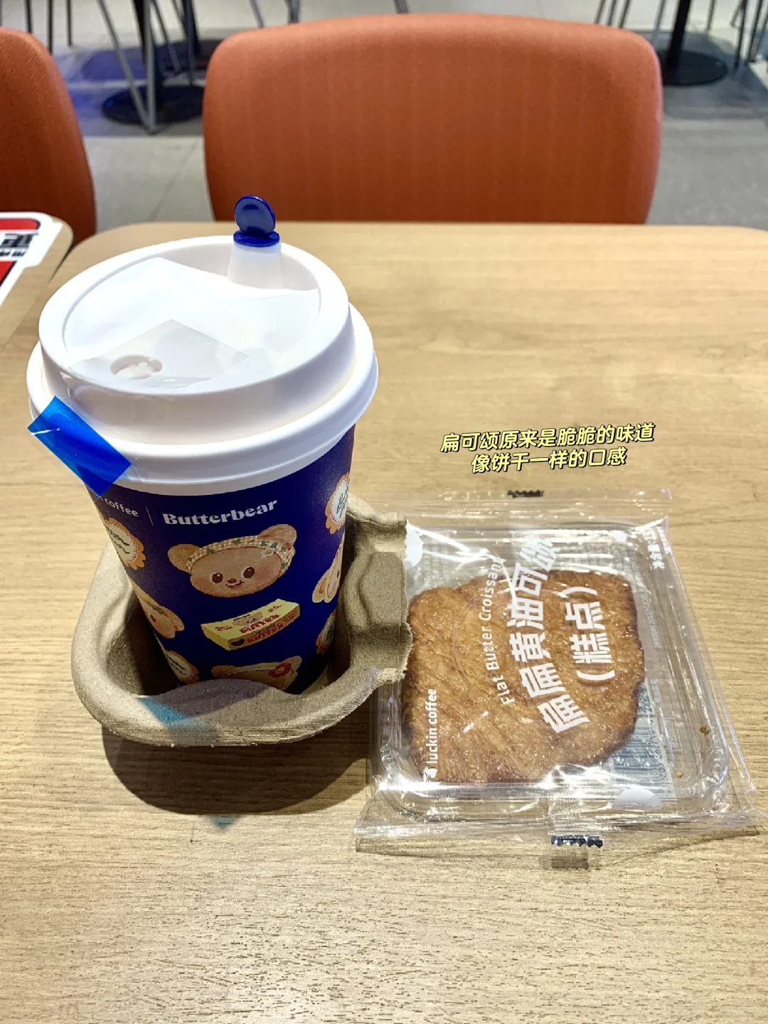 不是学生也很爱去图书馆呆着
