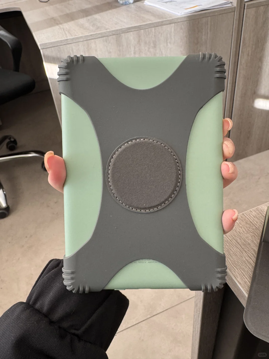 目前遇到的最完美的Kindle壳