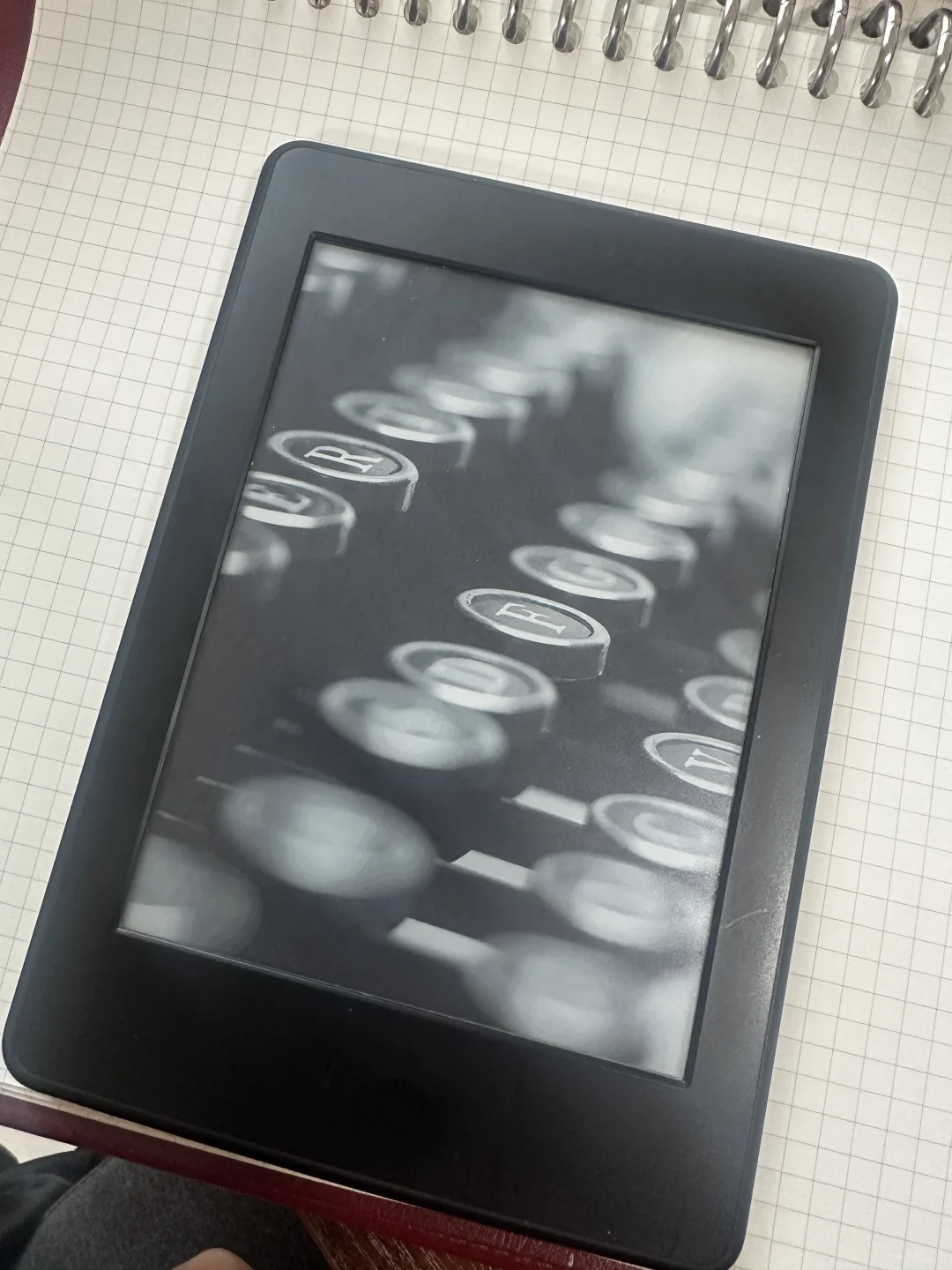 350元，Kindle kpw3安全下车