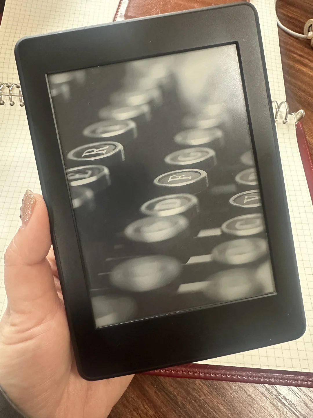 350元，Kindle kpw3安全下车