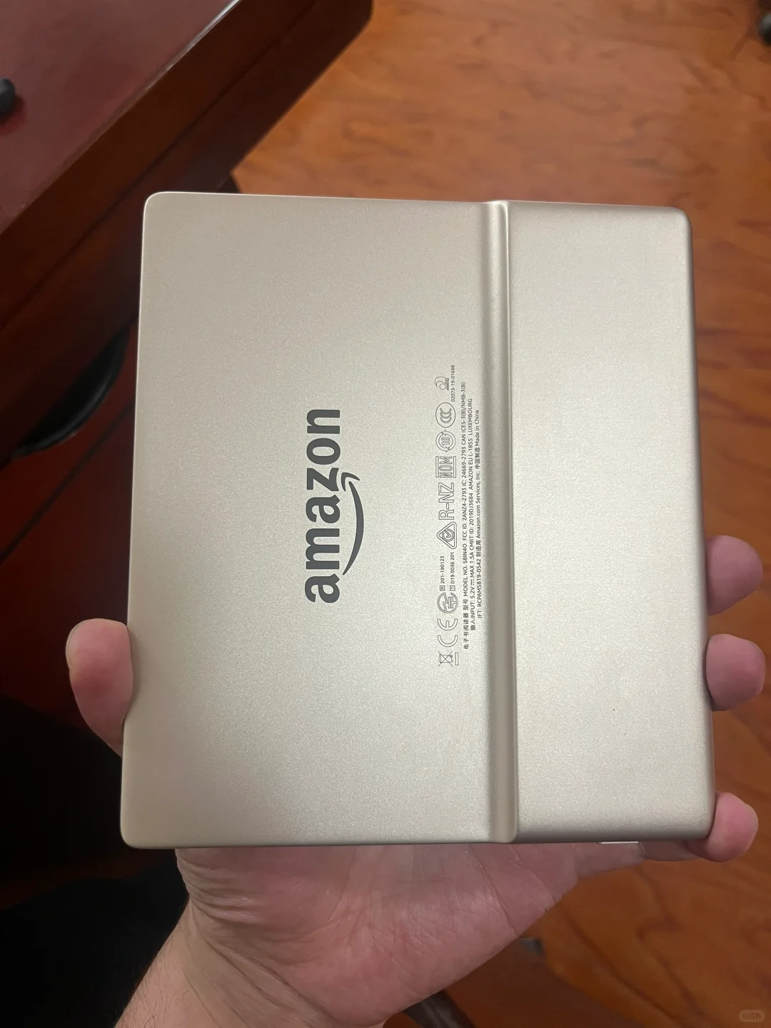 出kindle oasis 第十代