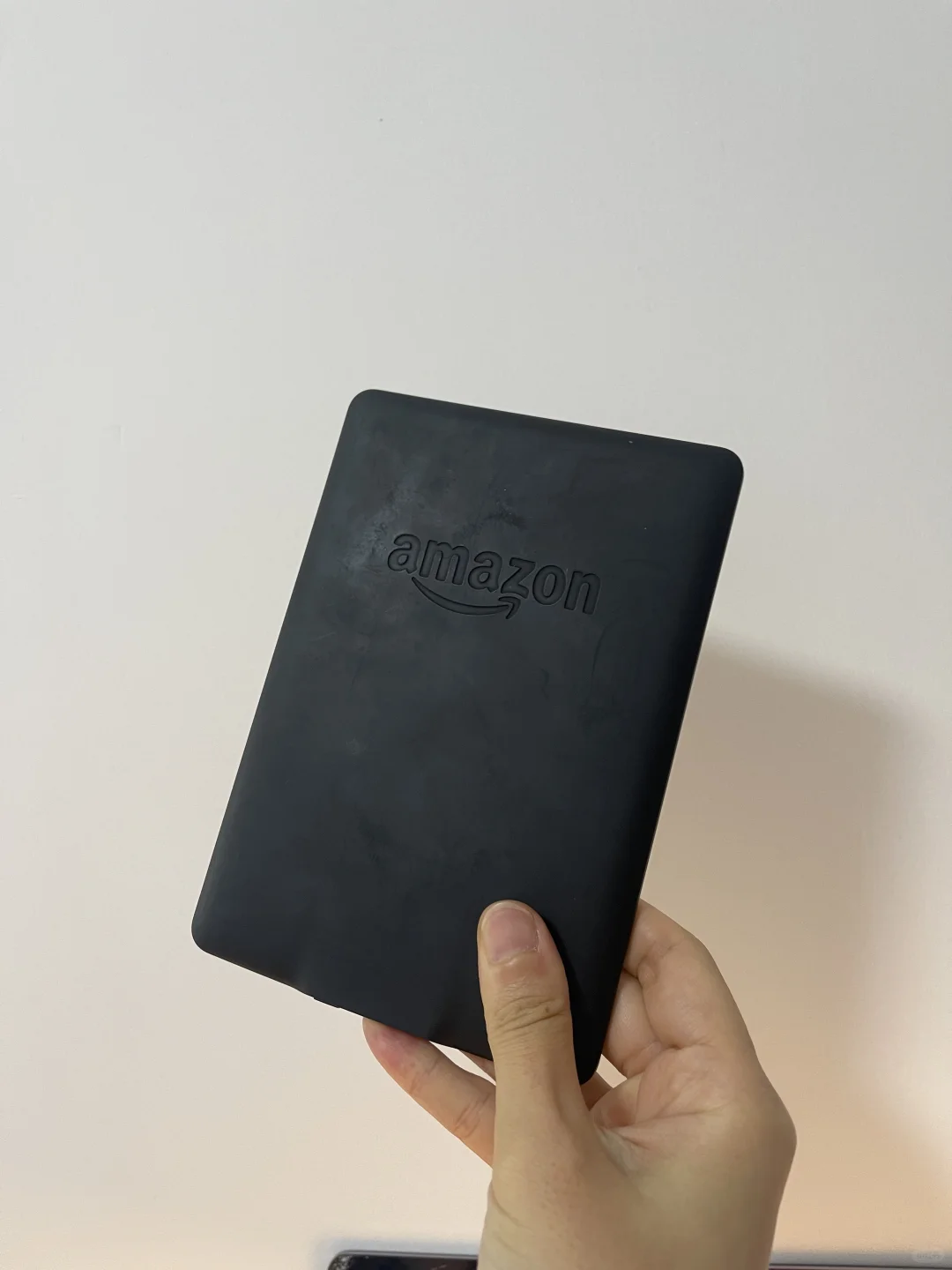 出一台九成新Kindle，帮它找个新主人