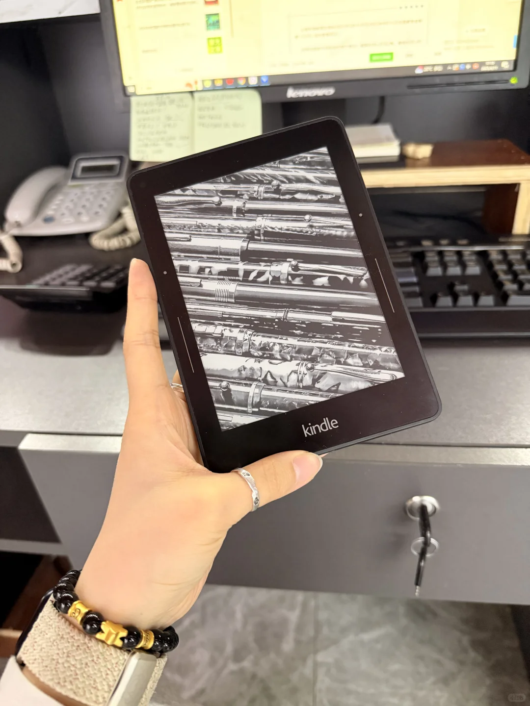 超香kindle voyage爱不释手！！！