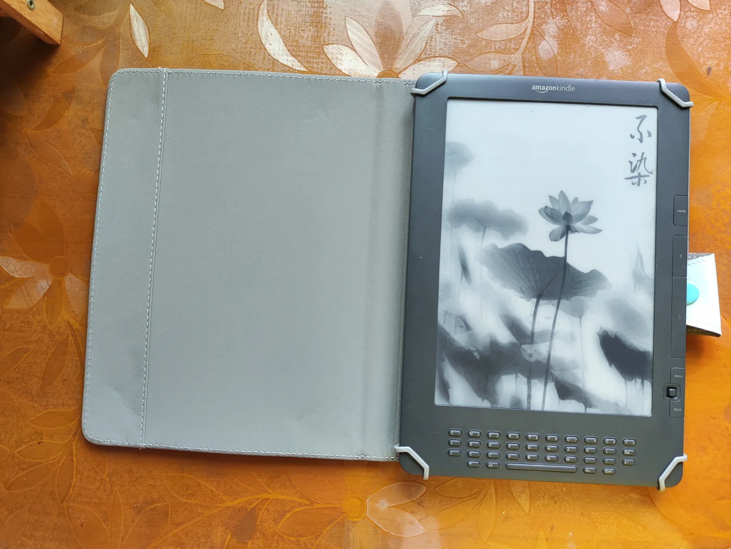 kindle dxg