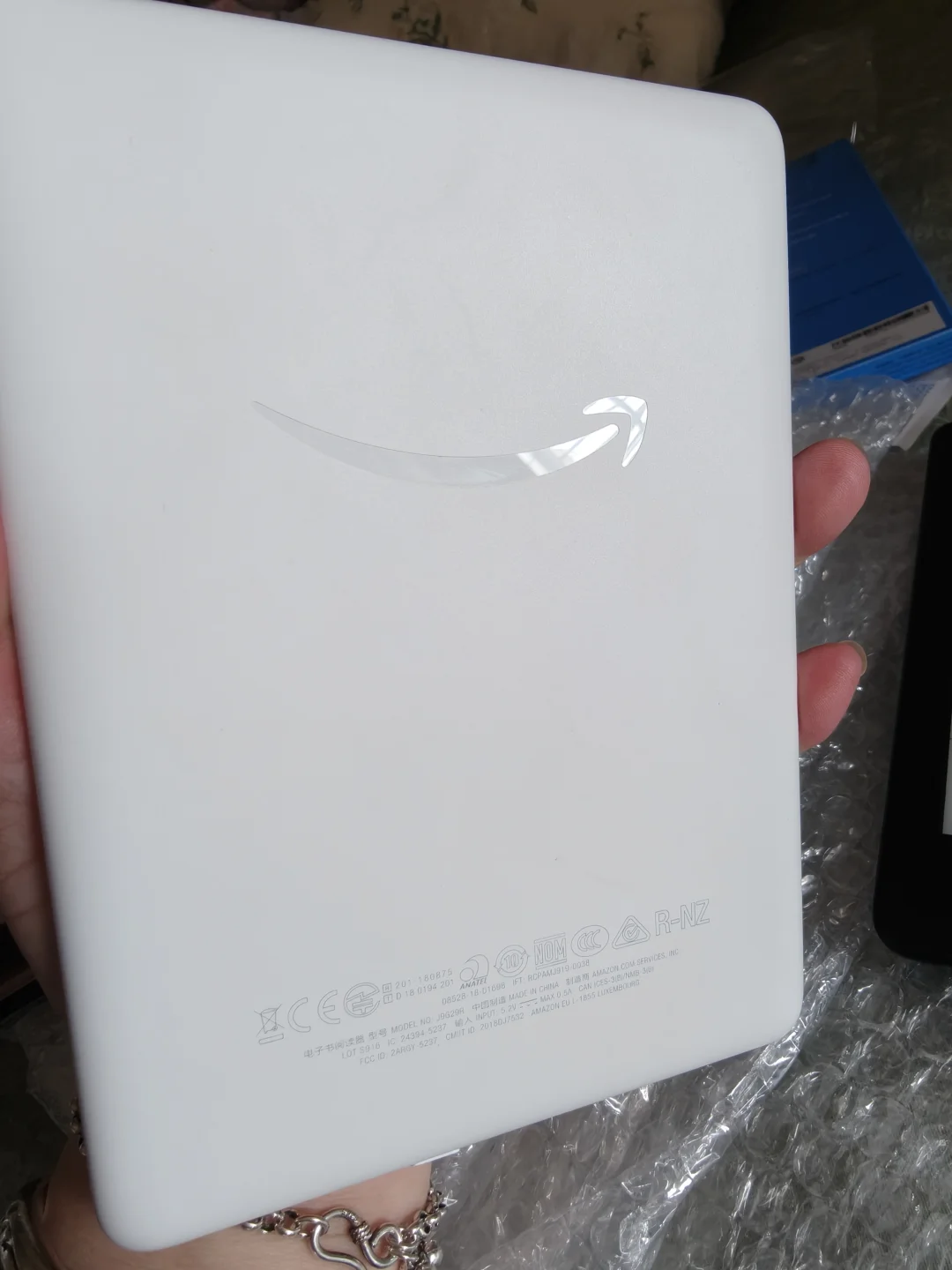 ➗一个kindle2019青春版白色，带背光