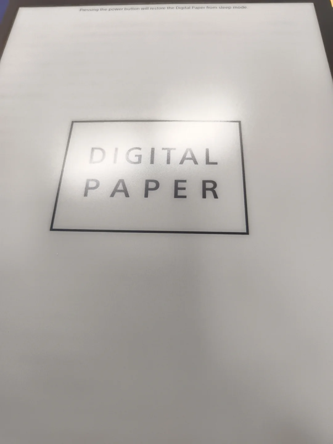 收拾旧家找到个老Kindle和电子纸