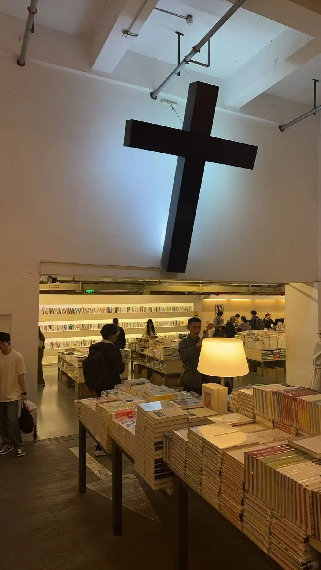 Day.18 书单上的书店，书里的人