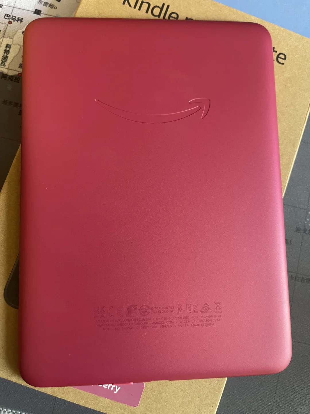 哦豁，是谁拥有了kindle粉色呢～