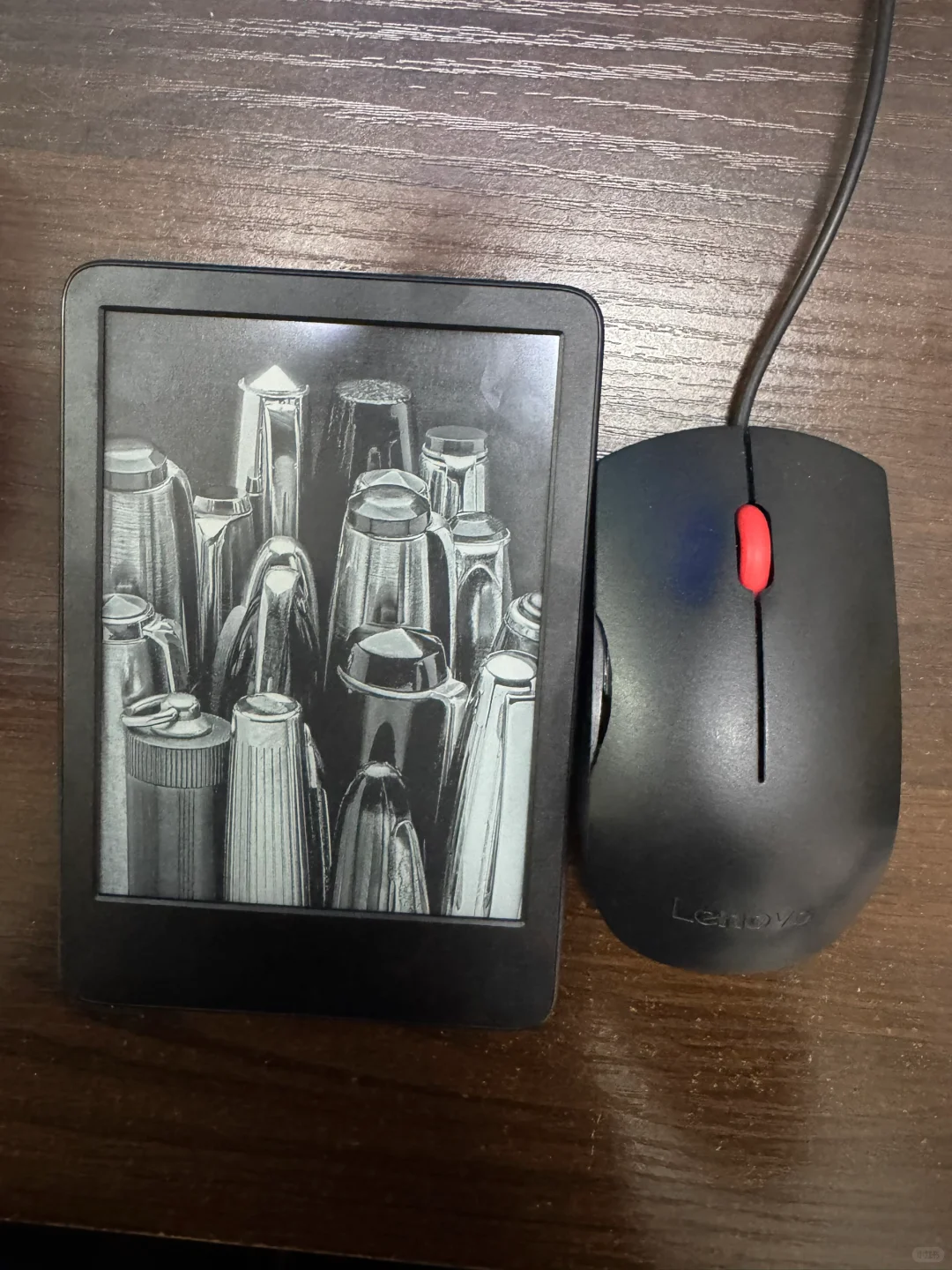 第一个电子书阅读器kindle