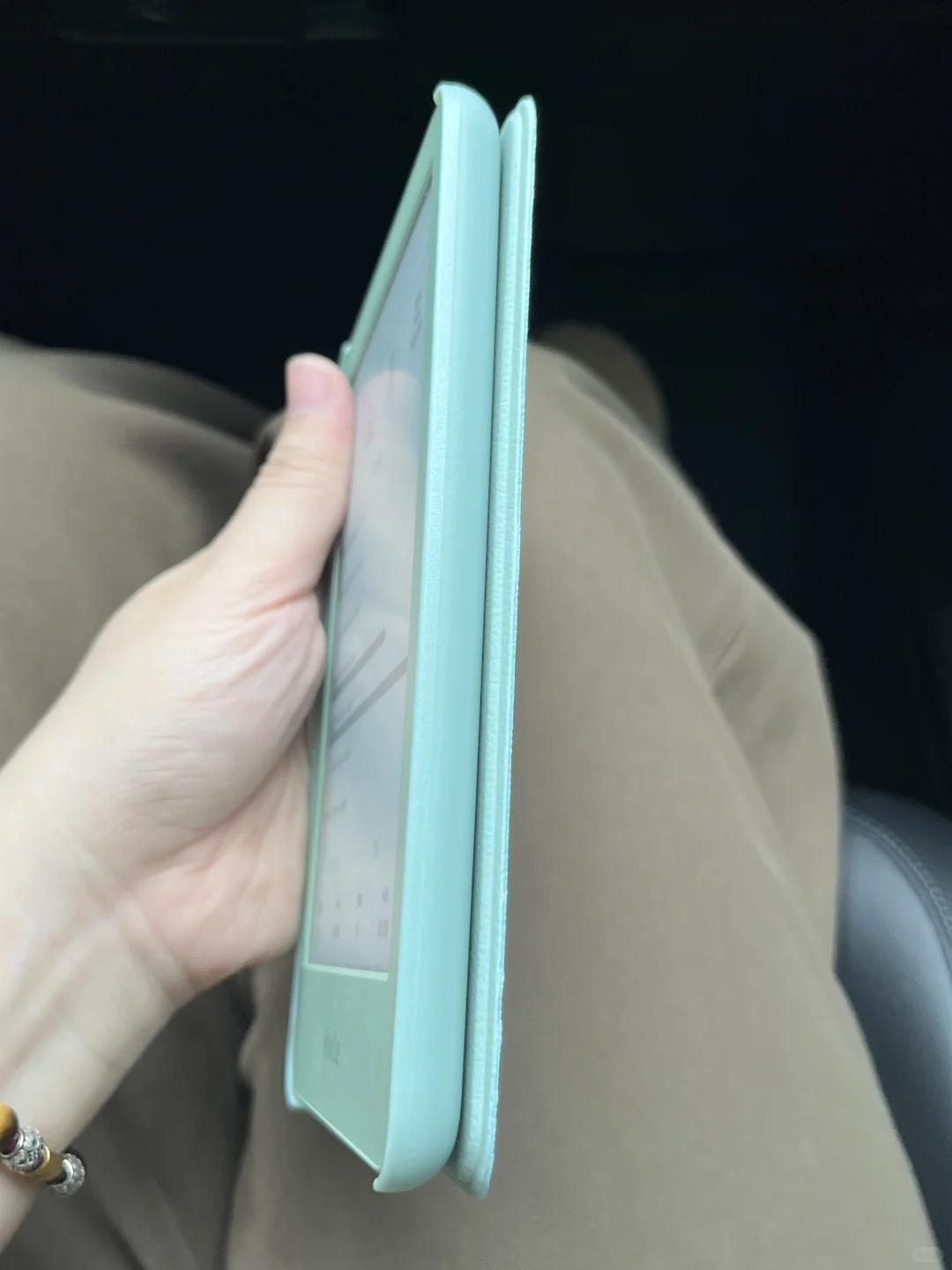 什么！2024抹茶绿Kindle有平替壳子啦！？