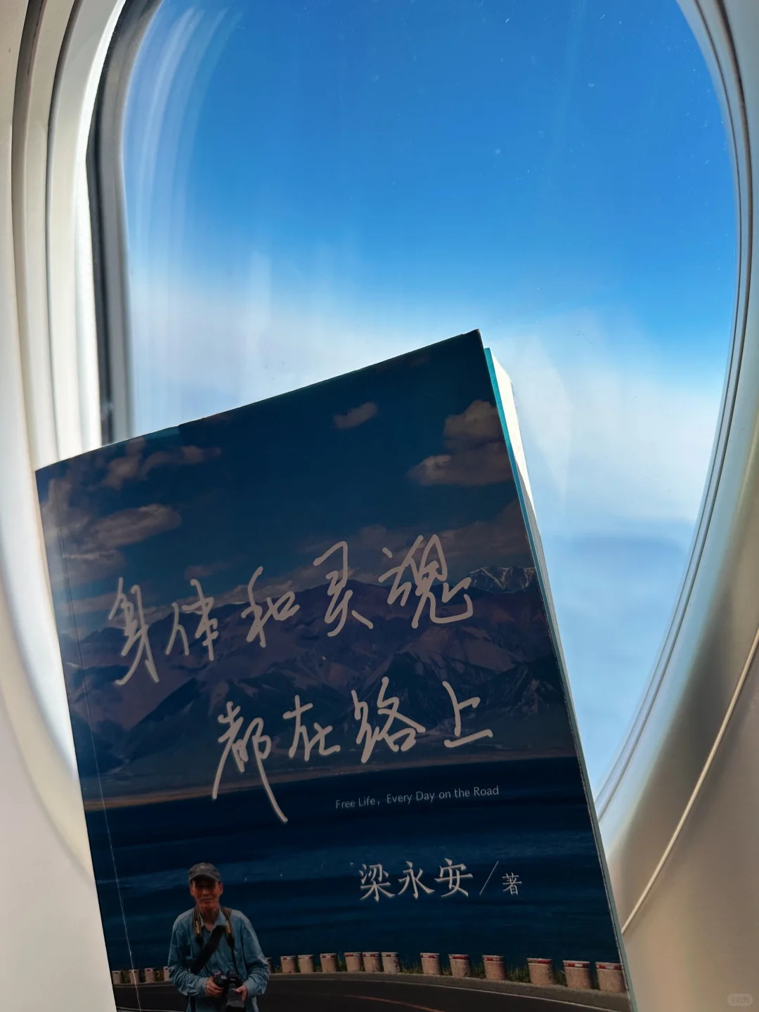 3月书单｜2025:赚钱、变美、读名著喝咖啡