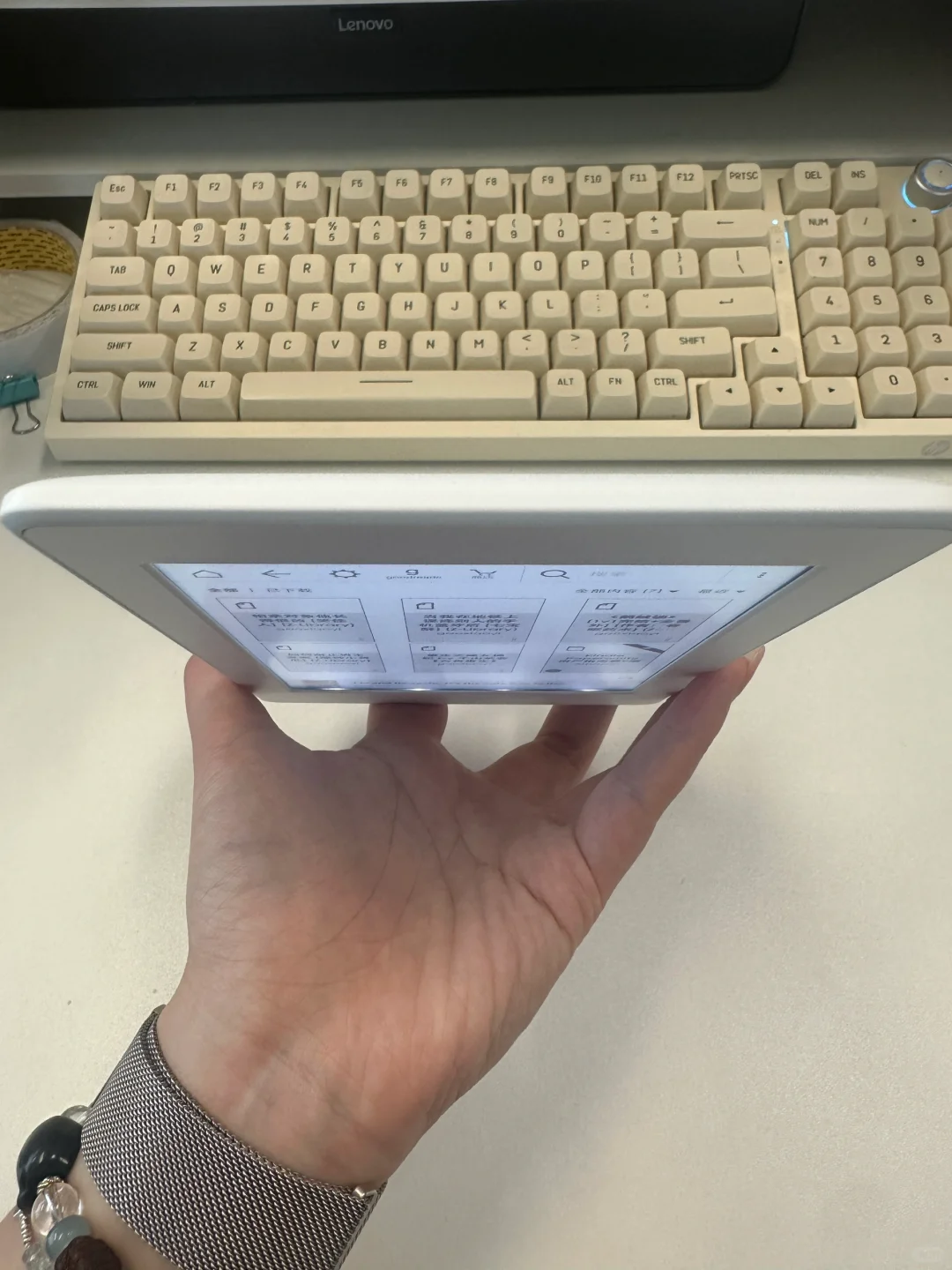kindle kpw3这成色算好价吗
