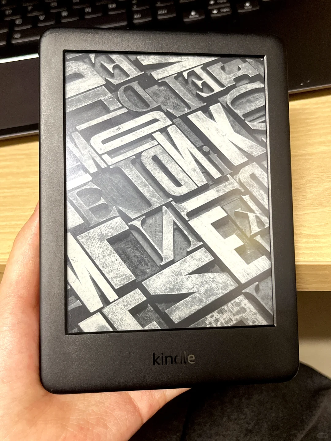 发现老kindle不是丑广告页了