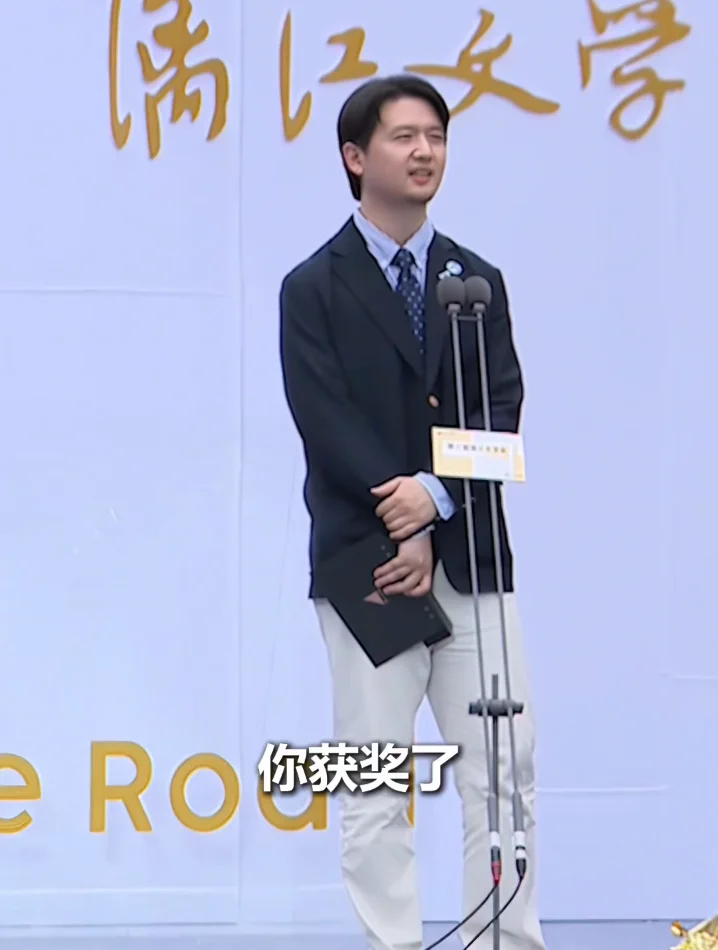 漓江文学奖得主刘楚昕告诉我们回忆录的意义