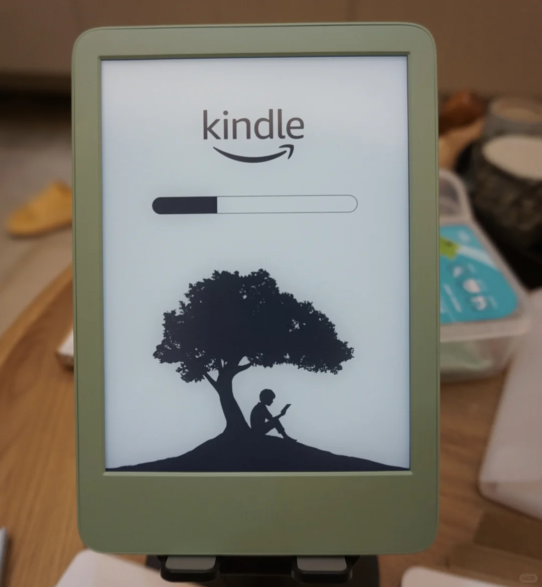 纠结半天还是入手了kindle