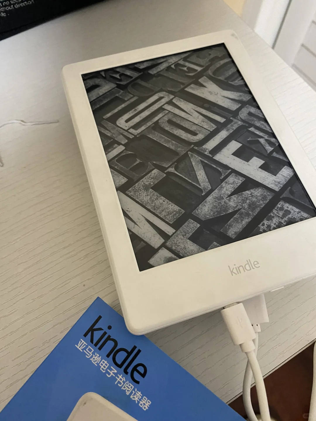Kindle第八代 原盒在 全部功能正常