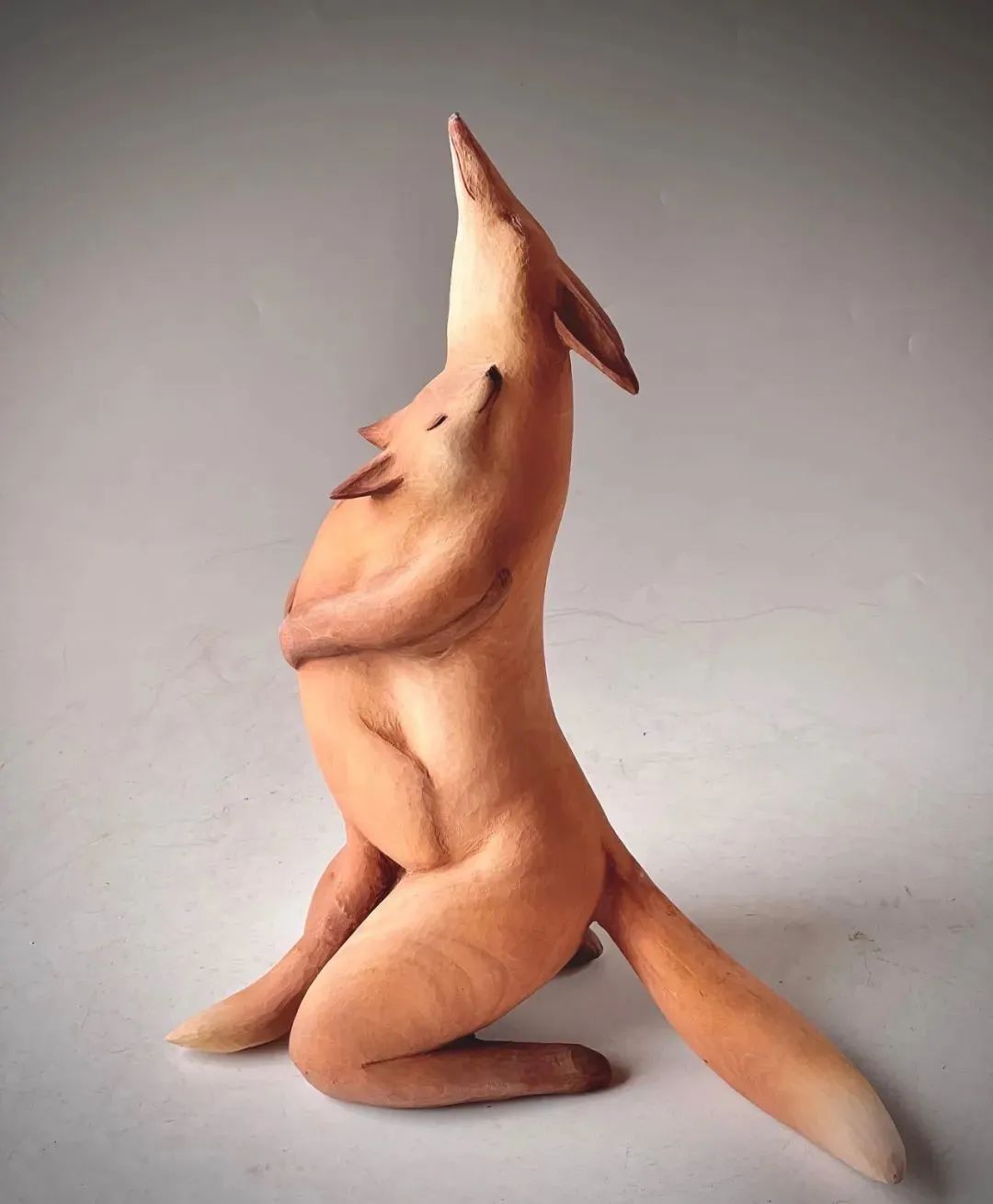 一丝不挂的木雕,满是治愈与感动|艺术家吉田昭彦雕刻作品