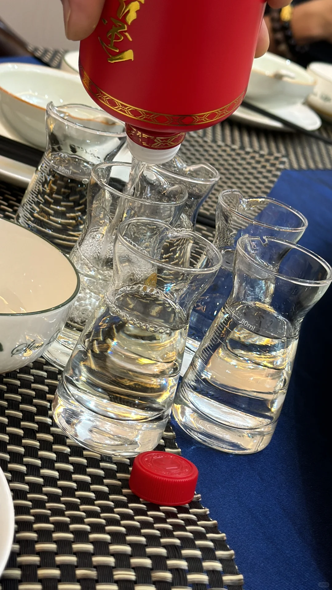 南方小妹第一次喝白酒