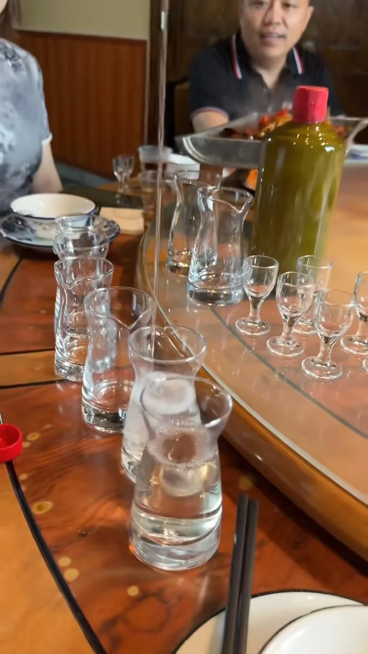 散白酒和瓶装酒谁更好？