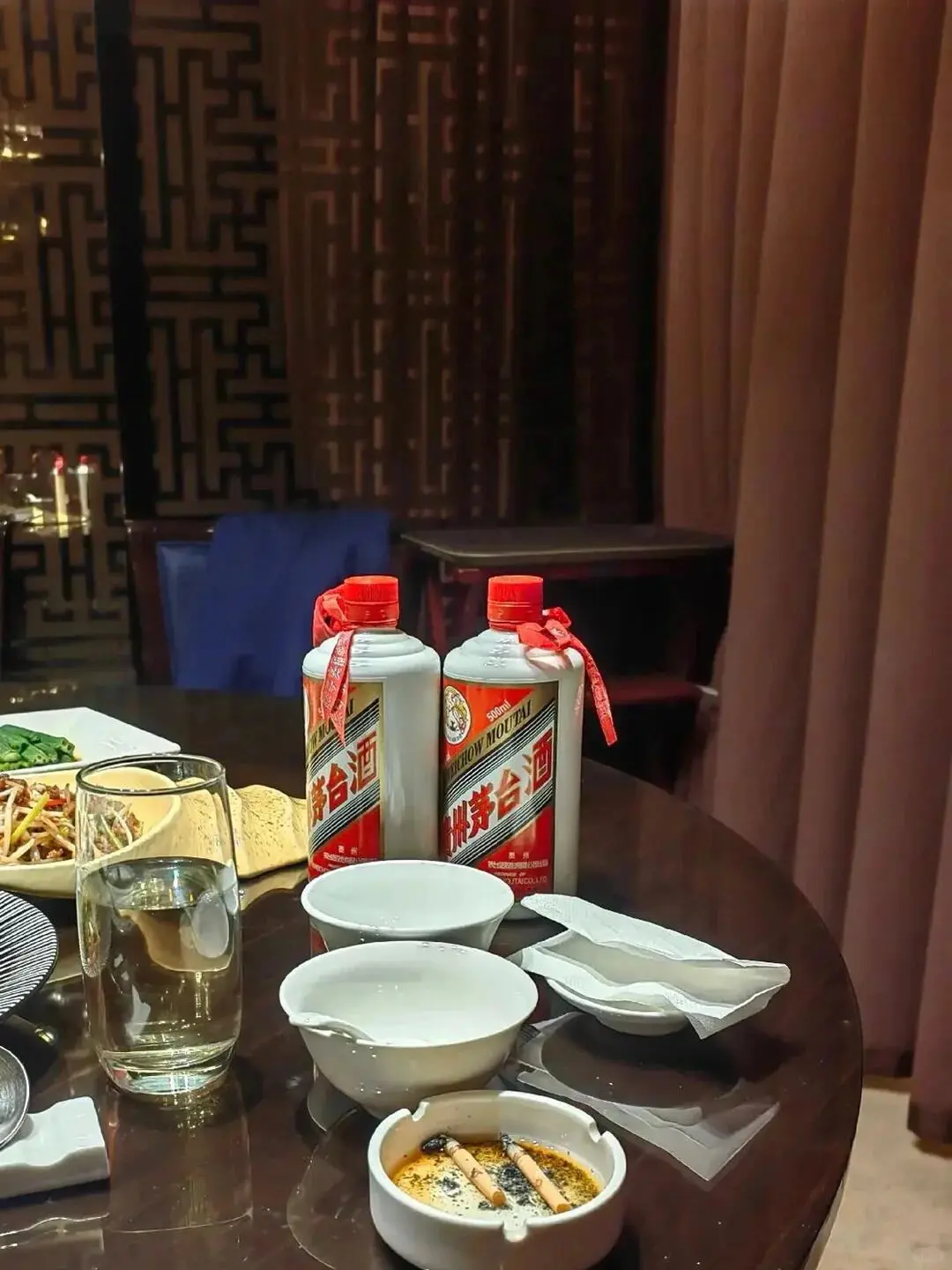 国酒茅台，玉液之冠，酱香突出品质赞誉