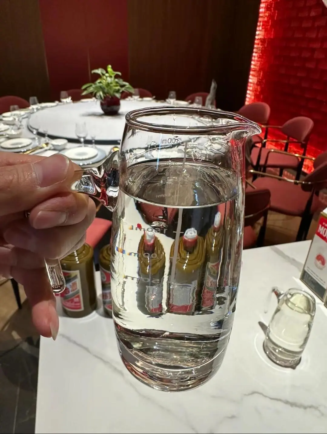 国酒茅台，玉液之冠，酱香突出品质赞誉