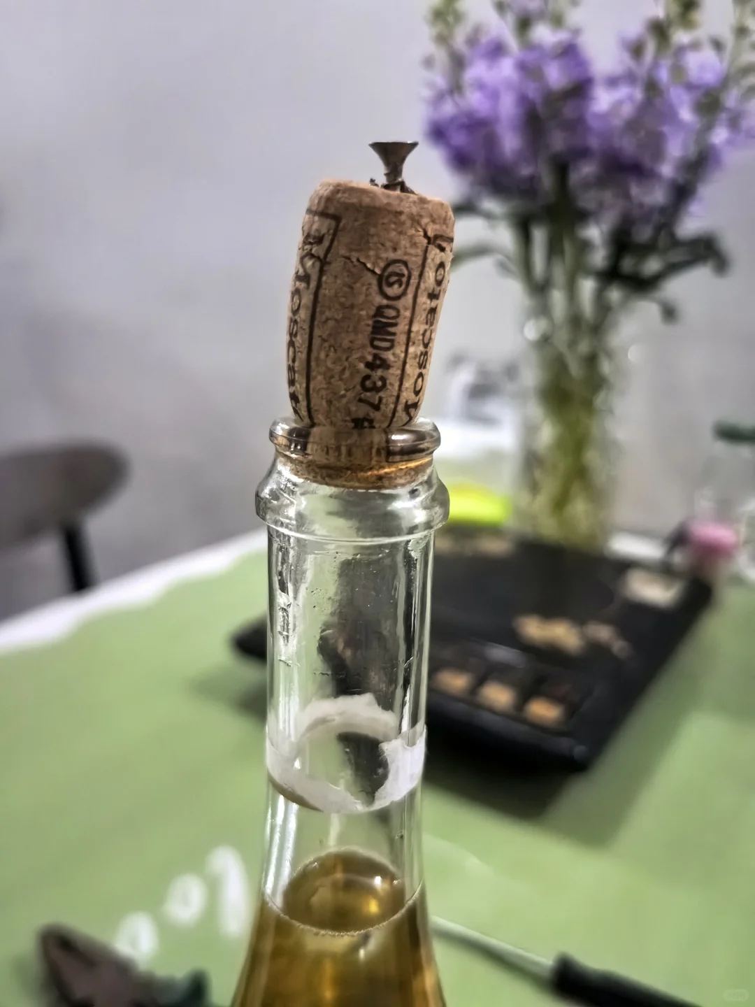 明天早上吃年饭，发现没有启瓶器的我！