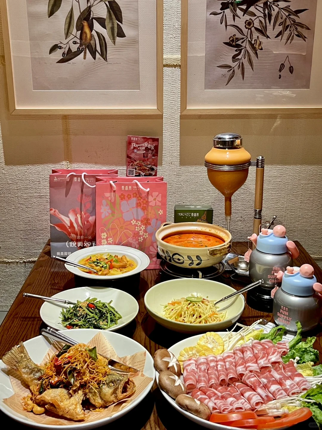 重庆的女神都来这里约会啊！！泰浪漫啦！！