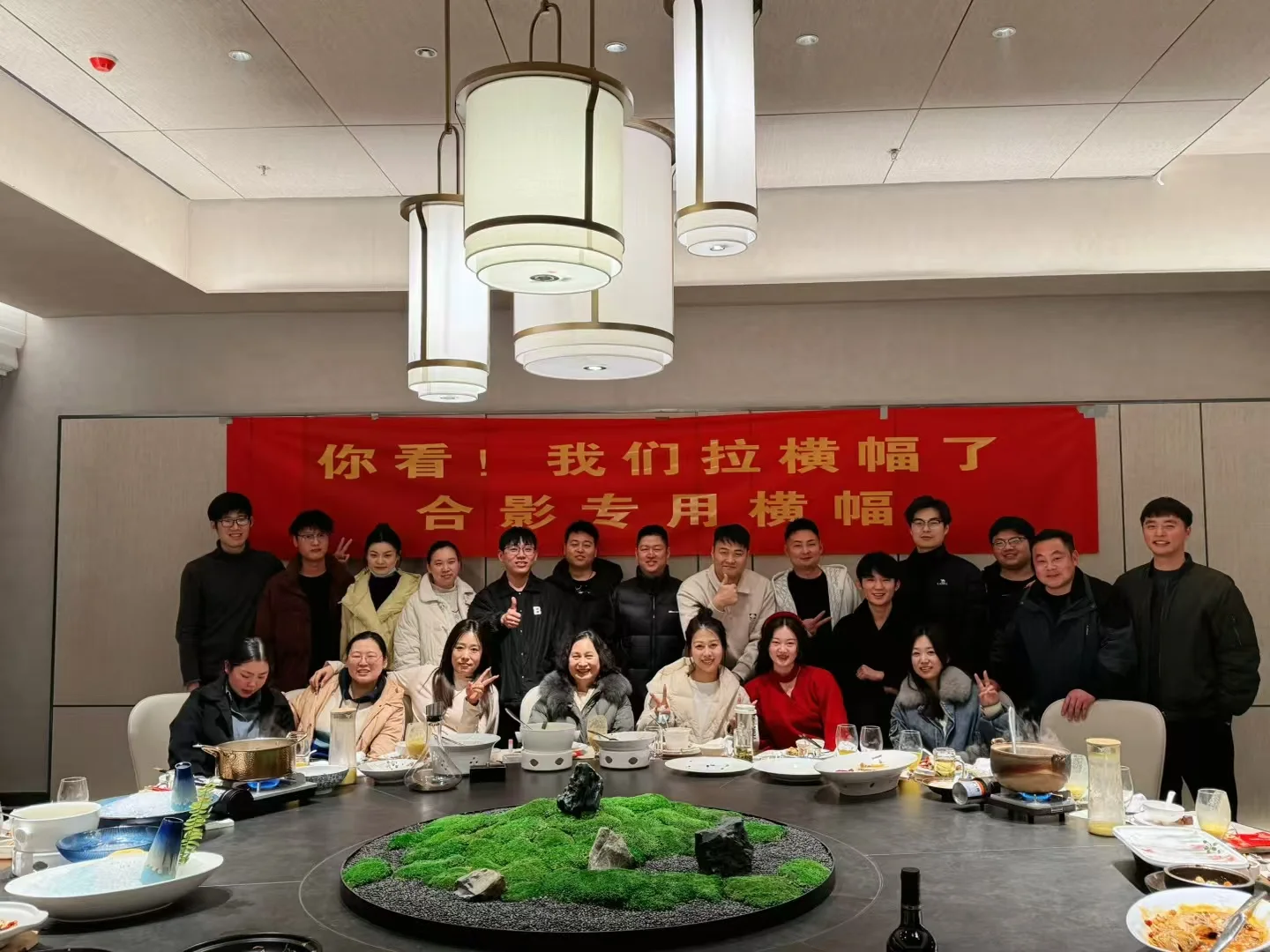 建筑行业已经干不下去了，准备跨行做跨境了