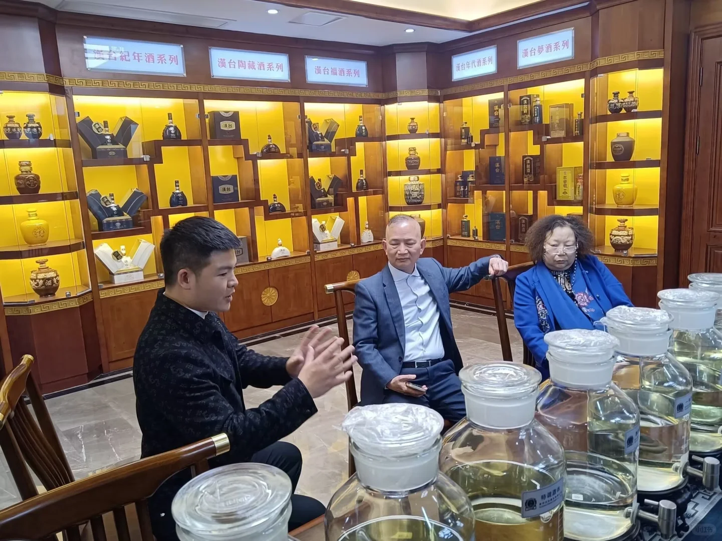 人生如酒 都在酒中