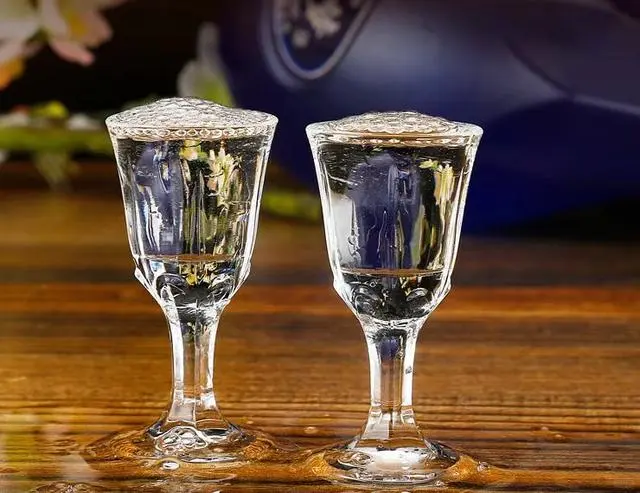卖酒，卖点来了