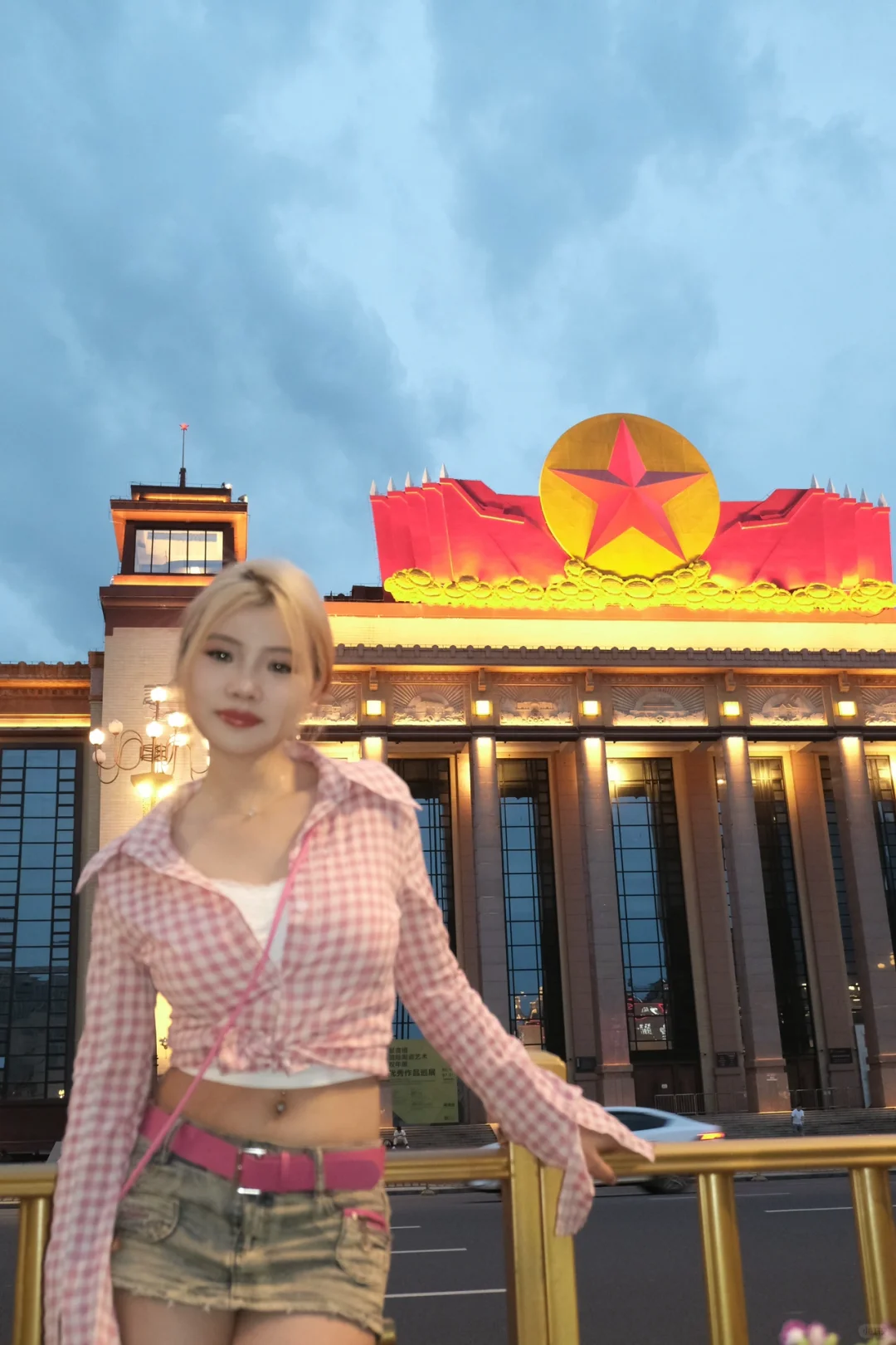 00后毕业生在牛马行业摸爬滚打一年后决定..
