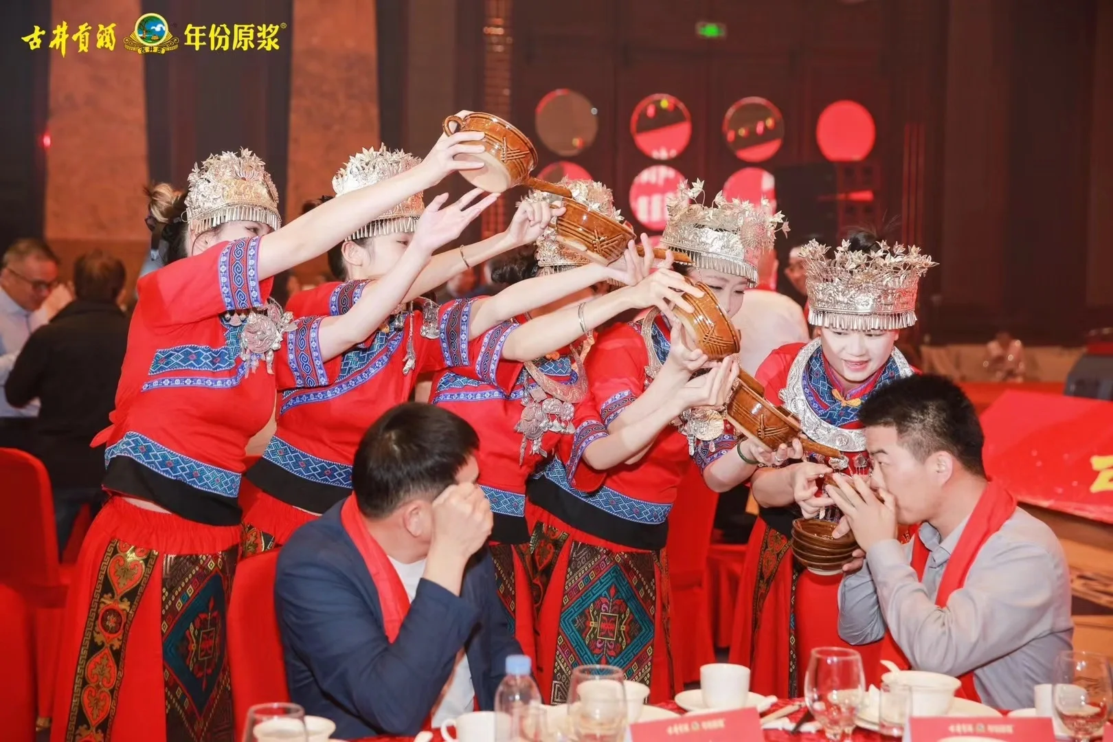 让中国白酒成为世界语言—感受酒文化的魅力