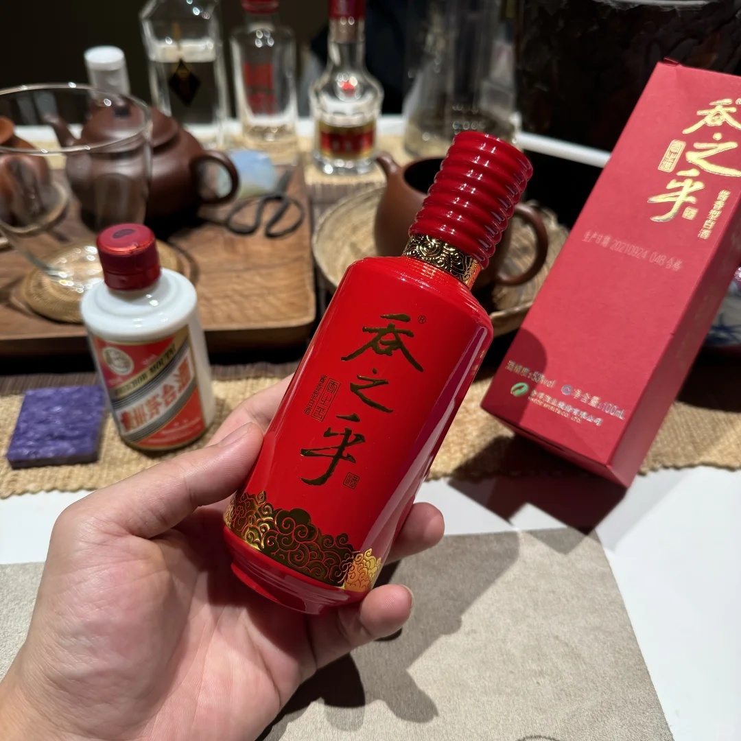 白酒入坑品鉴日记 茅台 五粮液 国窖