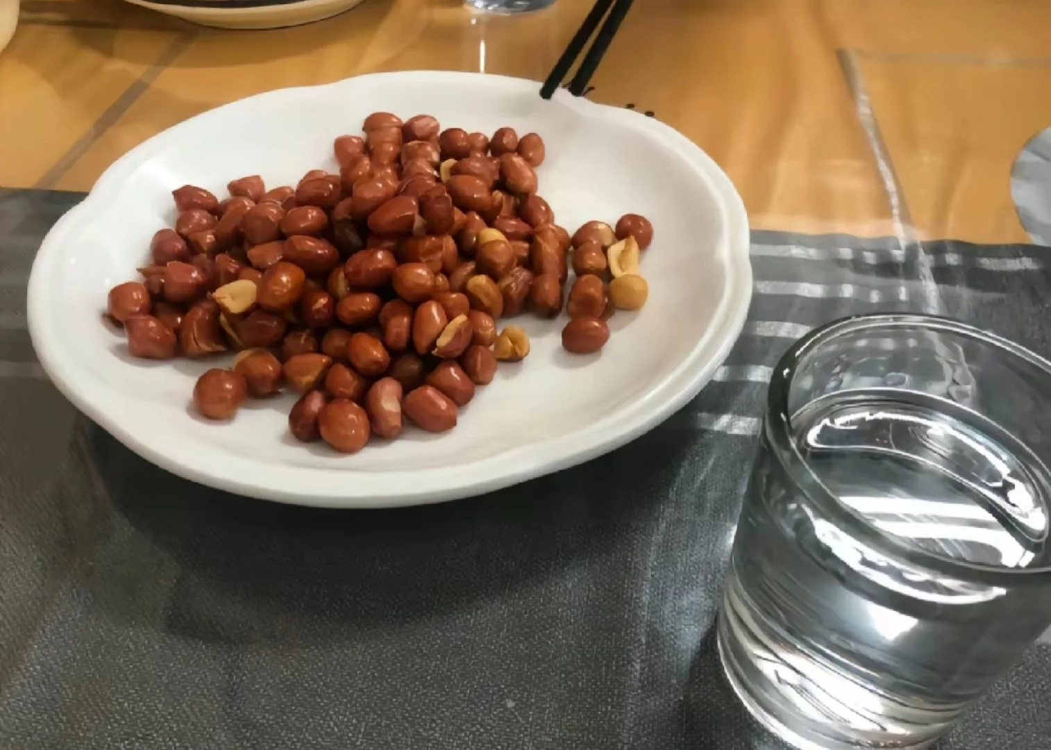开始喝白酒了，是不是上年纪的特征？