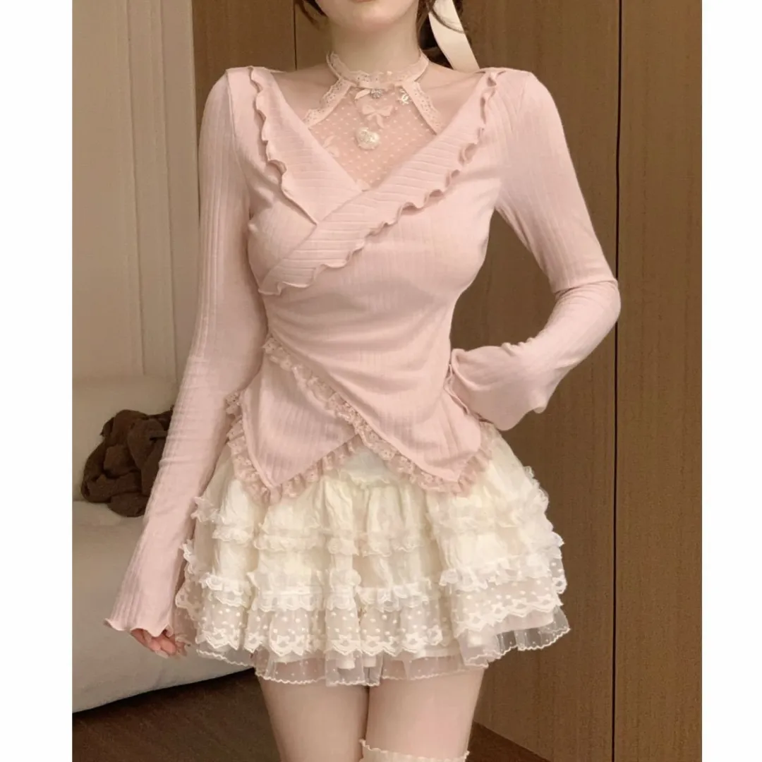 韩文女主播李秀彬的甜美蕾丝穿搭