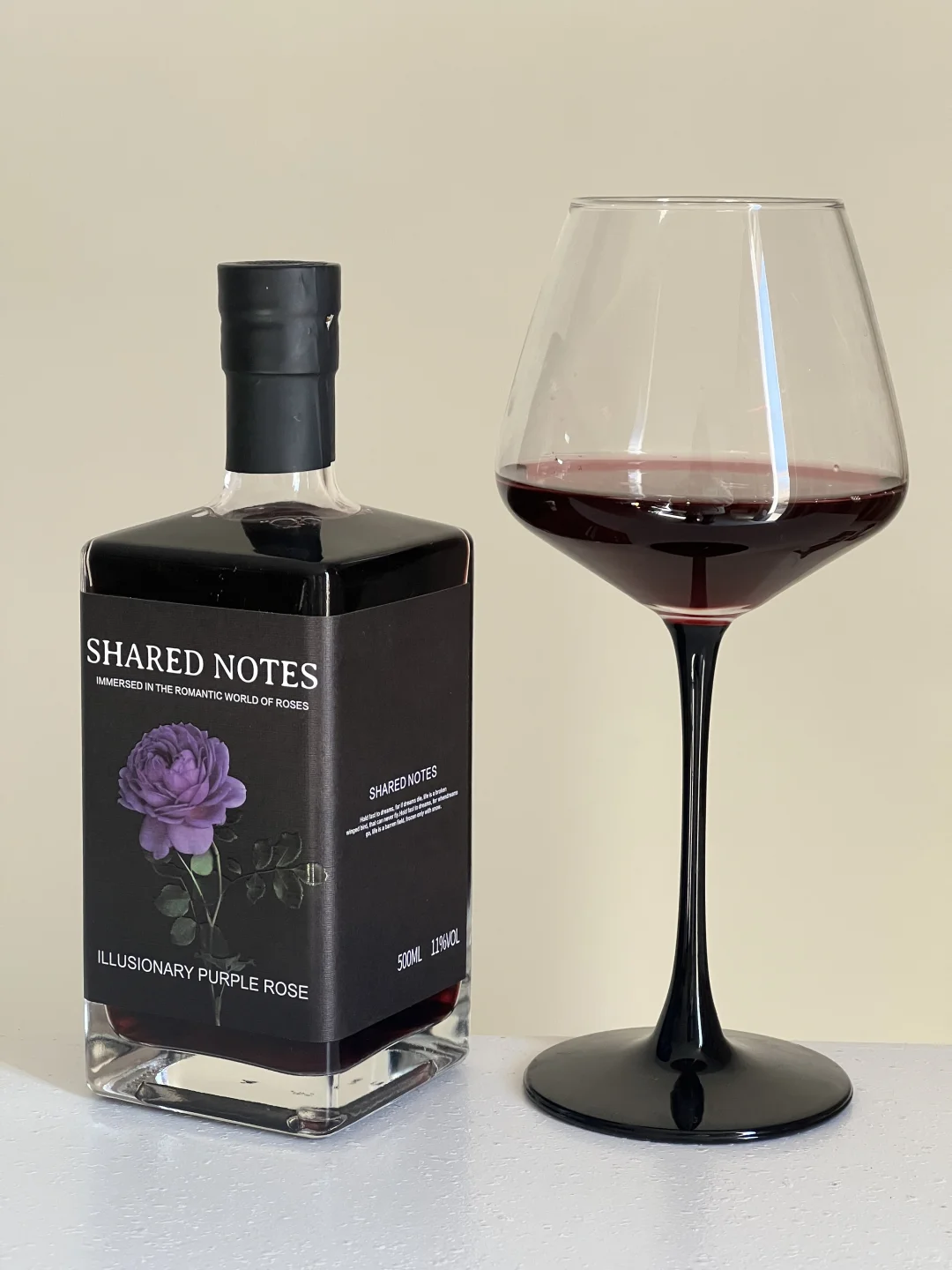 黑玫瑰莫斯卡托甜酒！喝起来巨丝滑！