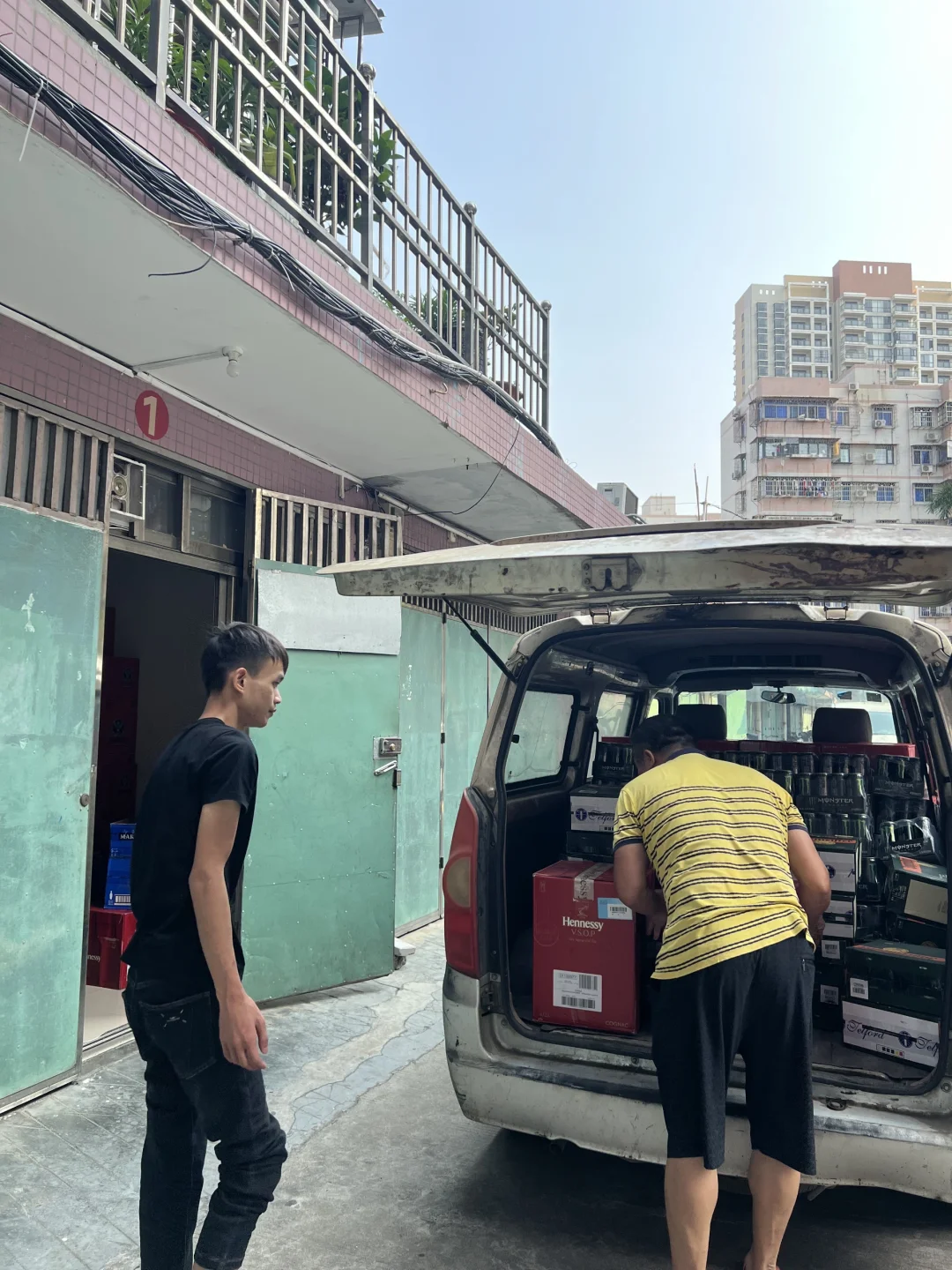 裸辞创业，酒水批发一个月能挣多少