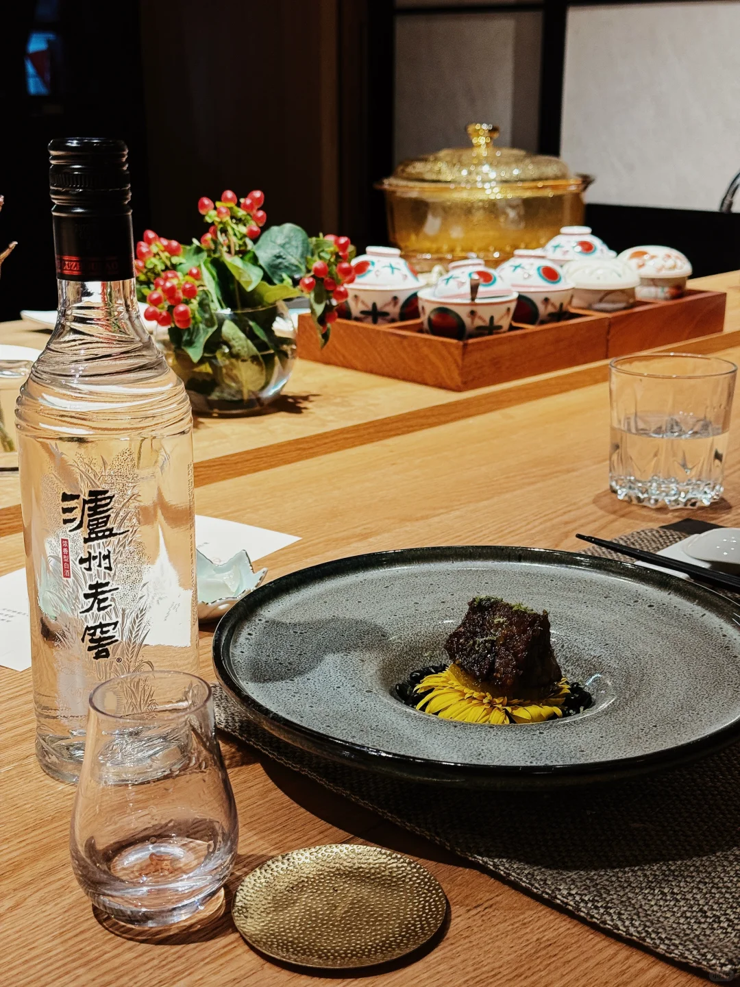 没想到板前料理的商务局竟然喝白酒！